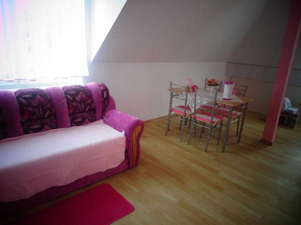 Dom Sandi Homestay *
